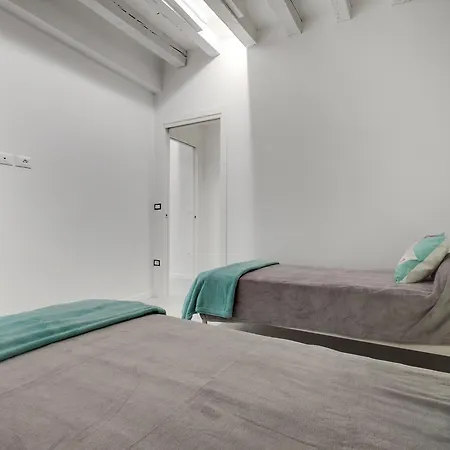 Bacchus By Wonderful Italy البندقية