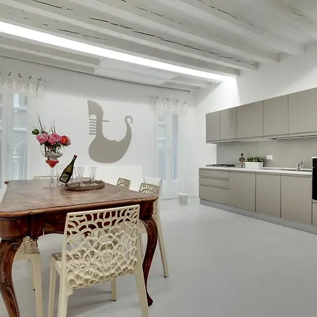 Bacchus By Wonderful Italy Apartment Venice
