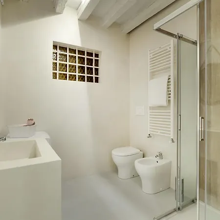 Bacchus By Wonderful Italy * البندقية